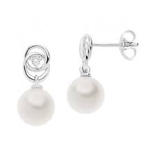 Orecchini Comete Gioielli Pendenti Con Perle E Diamanti “Perle D’Amore” ORP 714 (image for) Orecchini Comete Gioielli Pendenti Con Perle E Diamanti “Perle D’Amore” ORP 714